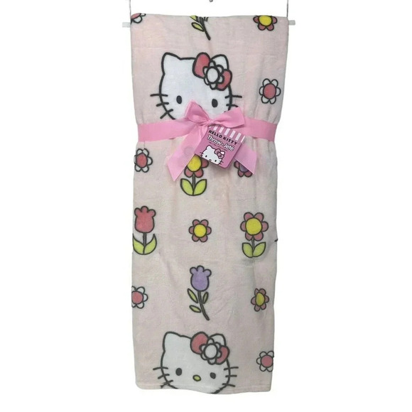 Hello Kitty Spring Flowers Plush Throw Blanket 60 X 70 Easter Spring Pastels